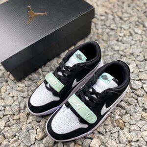 Nike low top casual sport basket chaussures